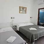 Sara*** Hotel