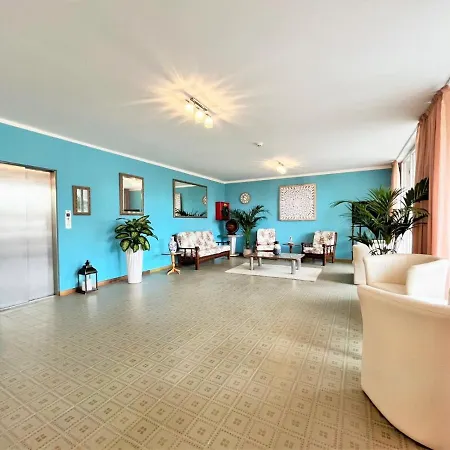 Sara*** Hotel 3*