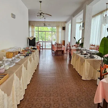 Hotel Sara*** 3*