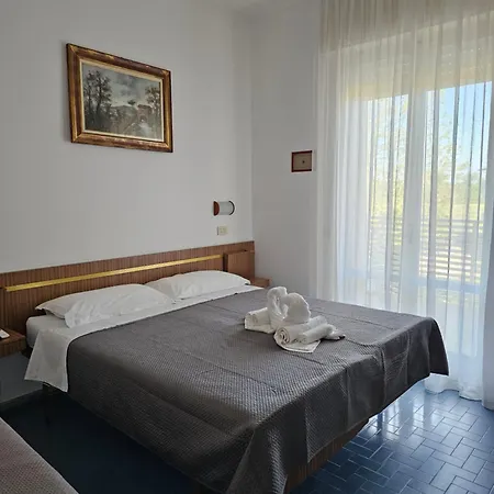 Hotel Sara*** 3*