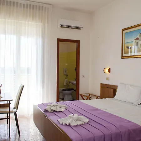 Sara*** Hotel Cesenatico