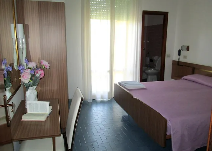 Otel Sara***