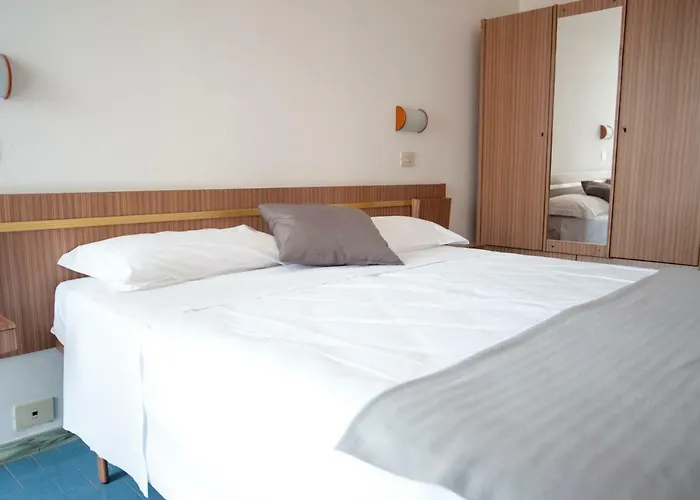 Sara*** Otel 3*