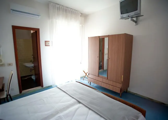 Otel Sara***